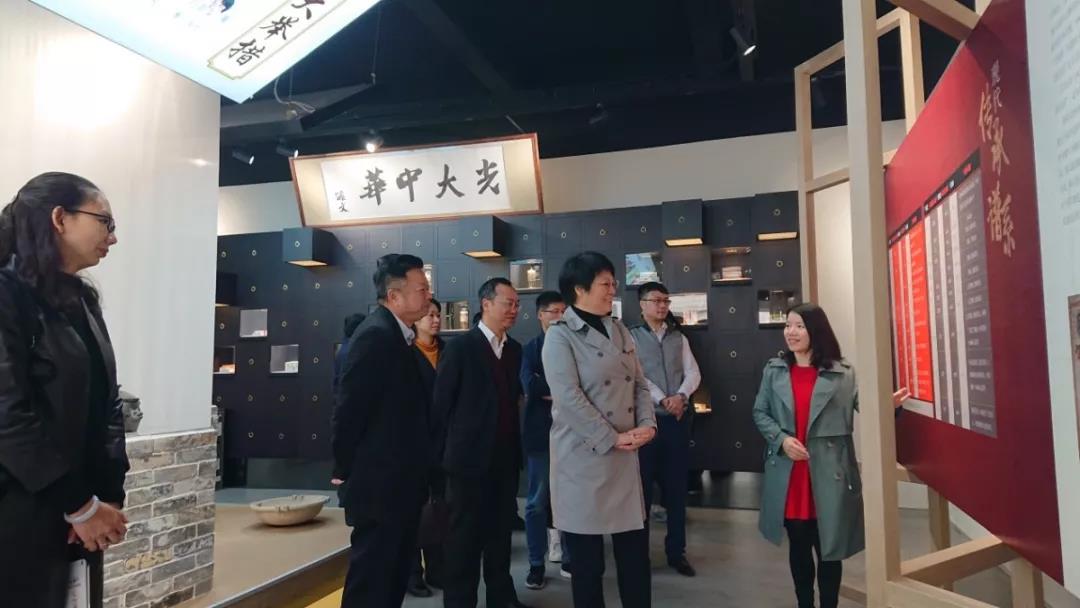 广药集团副总经理、总工程师刘菊妍一行到白云山永利yl23455调研科技质量管理工作